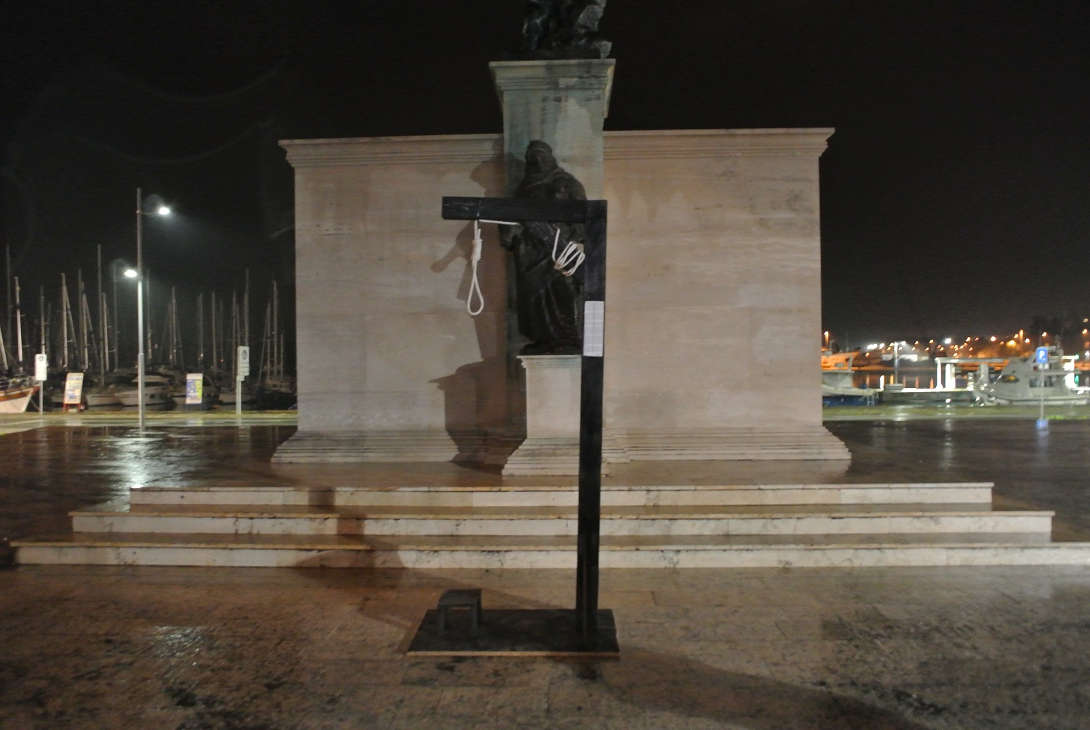 titov park - instalacija